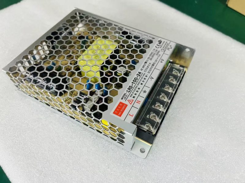 24V DC prepínaný napájací zdroj, 60-500W, IP21, pevná montáž, 90% účinnosť