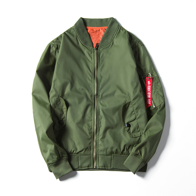MA1 bomber jakna, opušten kroj, zatvarač na zip, ovratnik stila odijela, raglan rukavi, prozračna i vodootporna