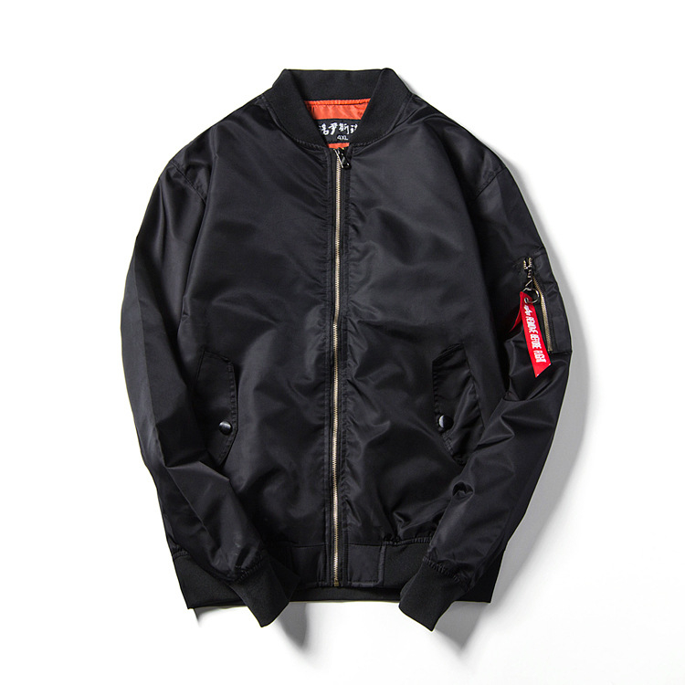 MA1 bomber jakna, opušten kroj, zatvarač na zip, ovratnik stila odijela, raglan rukavi, prozračna i vodootporna