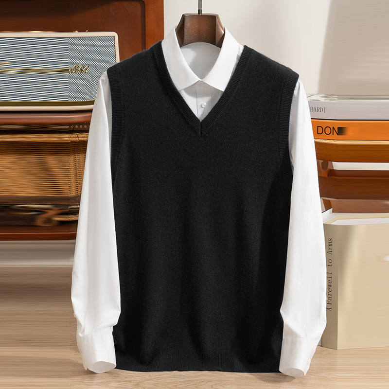 Férfi kasmír ujjatlan mellény álló gallérral, egy sor gombbal záródó, lazább szabású, 30-35% kasmír