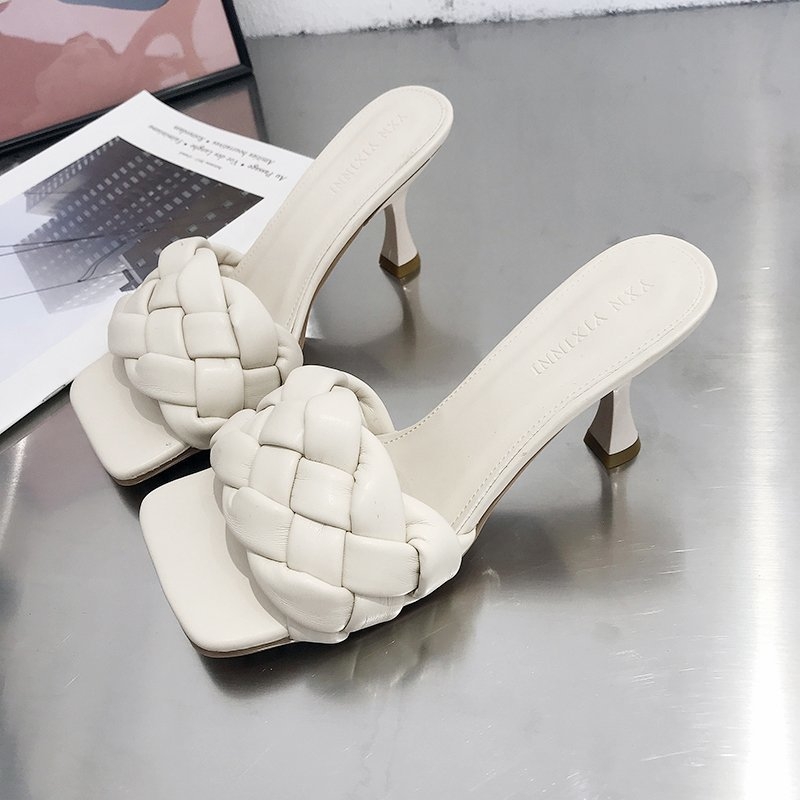 Stiletto sandale s kvadratnim nosom, PU gornji dio i PU potplat, tanak pet 6-8 cm