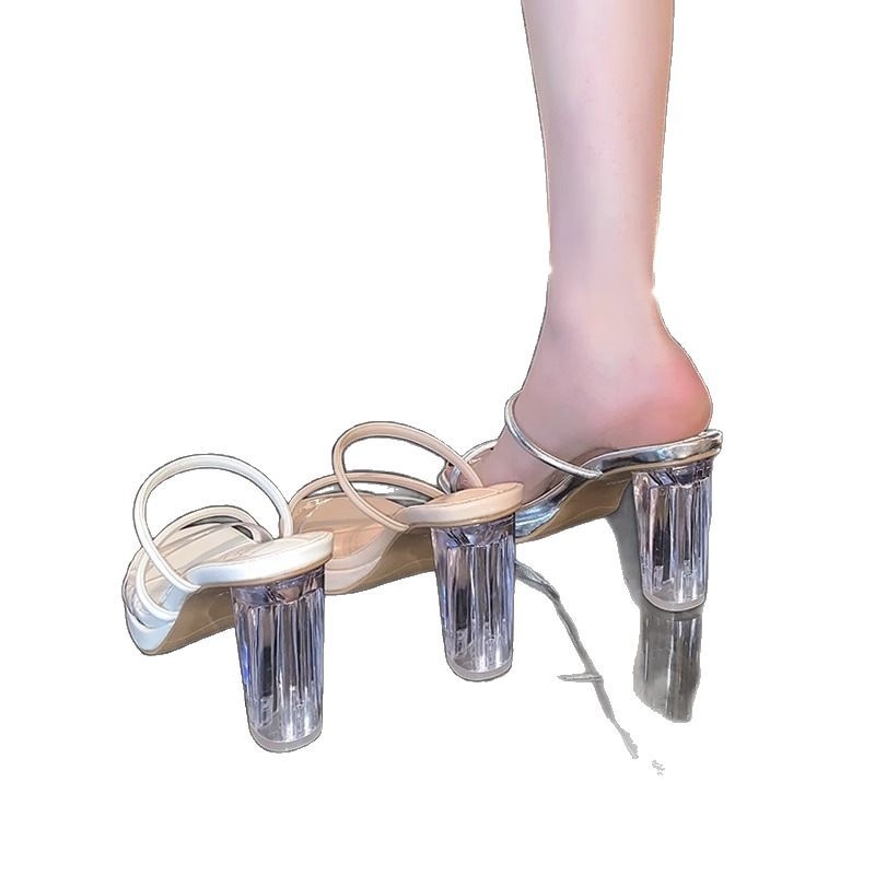 Női magas sarkú szandál, PU felsőrésszel, négyzetes orr, szétválasztott lábujj, gumírozott talp, retro stílus, nyár 2024