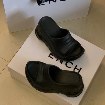 Női vastag talpú szandál egypántos, platformos talppal (PU felső rész, gumi talp, kerek orr, nyár 2025, eredet: Quanzhou, Fujian)