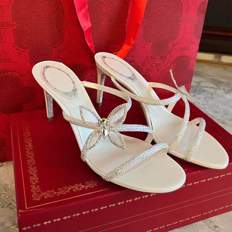 Rhinestone szandálok masnis-keresztezett pántokkal, nyitott orrú, stilettó magas sarkú, mikroszálas felsőrész