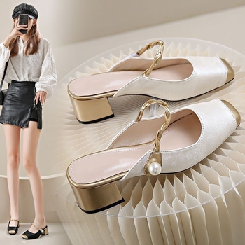 Mary Jane szandálok chunky sarokkal, négyszögletes orral, PU felsőrész, PU bélés, gumi talp — Nyár 2025