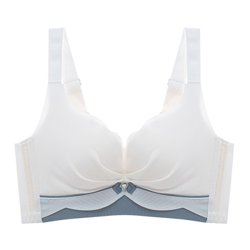 Sutien fără cusături, push-up pentru sâni mici, cupe 3/4, cupe modelate cu partea superioară subțire și partea inferioară mai groasă, bretele fixe duble, închidere în spate cu patru rânduri de carlige