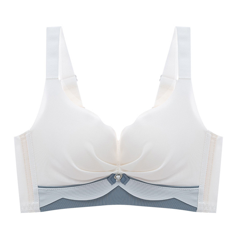 Sutien fără cusături, push-up pentru sâni mici, cupe 3/4, cupe modelate cu partea superioară subțire și partea inferioară mai groasă, bretele fixe duble, închidere în spate cu patru rânduri de carlige