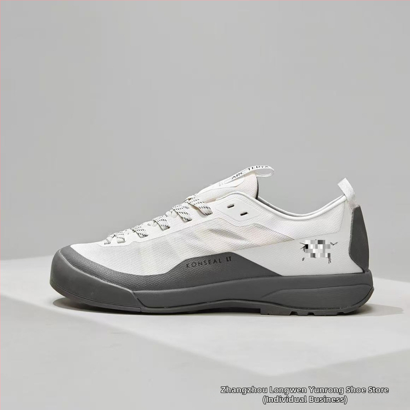 Унисекс обувки за планински туризъм – дишащи, с връзки, нисък профил; горна част TPU/изкуствена кожа/текстил; подметка от гума с инжекционно формована технология