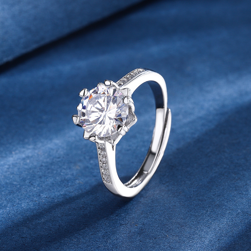 Ορείχαλκος σετ κοσμημάτων τριών τεμαχίων (σκουλαρίκια, κολιέ και βραχιόλι) με ενθέσεις ζιρκόν, αλυσίδα τύπου melon seed και μενταγιόν από χαλκό.