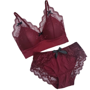 Csipkés bustier szett esküvőre, egy darabból, teljes kosár, acélöv nélkül, rögzített dupla vállpántok