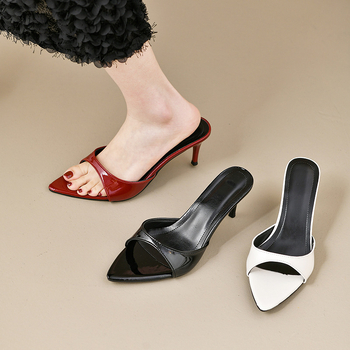 Magas sarkú szandálok, hegyes orral, PU felsőrész, PU belső, gumi talp, Tavasz 2025