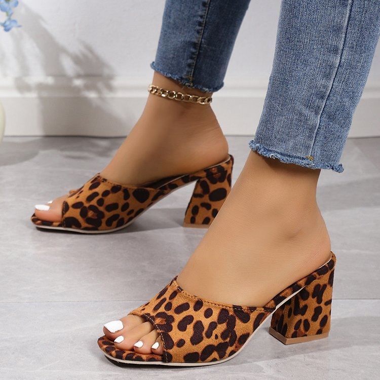 Sandale s leopard uzorkom u rimskom stilu, s okruglim nosom, debelim petom, PU gornjim dijelom