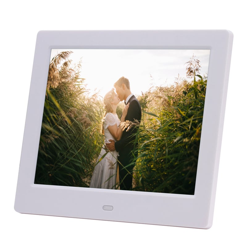 Reklám célú digitális fotókeret – 1024×600, HD LED LCD, lejátszik zenét és videót, SD/USB/TF támogatott, 16:9