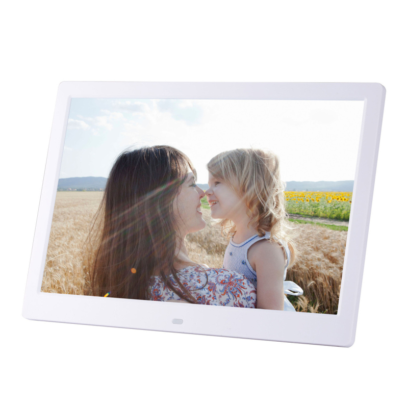 Reklám célú digitális fotókeret – 1024×600, HD LED LCD, lejátszik zenét és videót, SD/USB/TF támogatott, 16:9