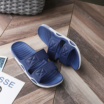 Мъжки чехли PVC – антихлъзгаща се дебела подметка за вътрешна употреба и баня (PVC горна част; PVC подметка; антихлъзгаща се дебела подметка)