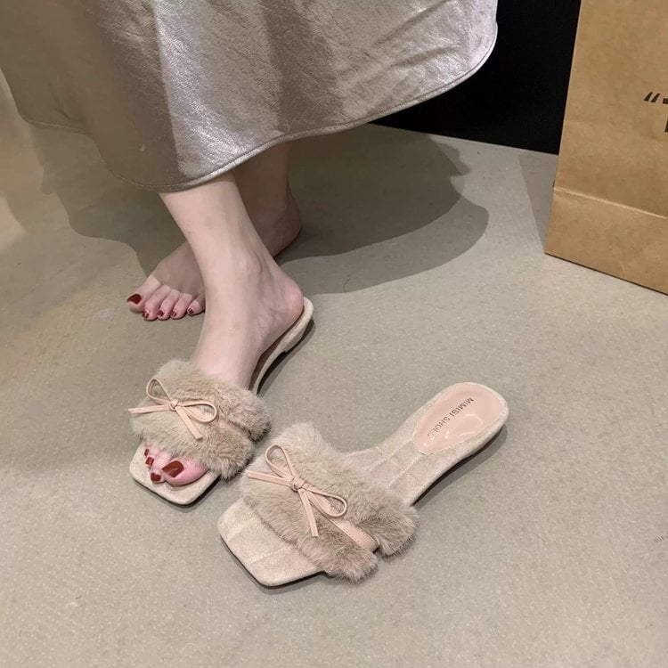 Női klínos talpú papucs masnival, belső műszőrmés, TPR talp, mindennapi viselet