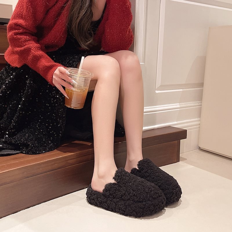 Női otthoni papucs műszőrme, leopard mintával, kerek orrú, gumírozott talppal, minimalist stílus