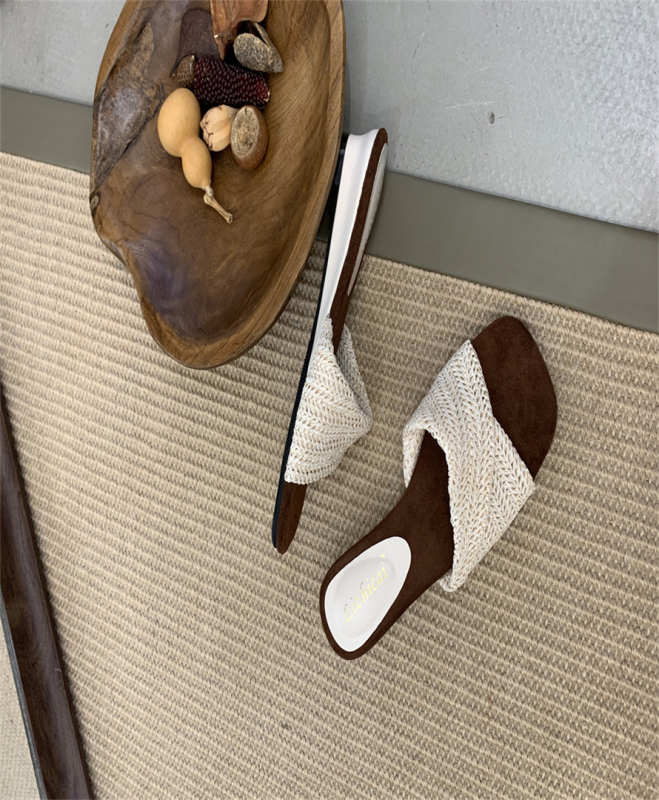 Sandale s ravnim tipom, gornji materijal Super Fiber, okrugli vrh, gumasti potplat, korejski stil, ljeto 2025