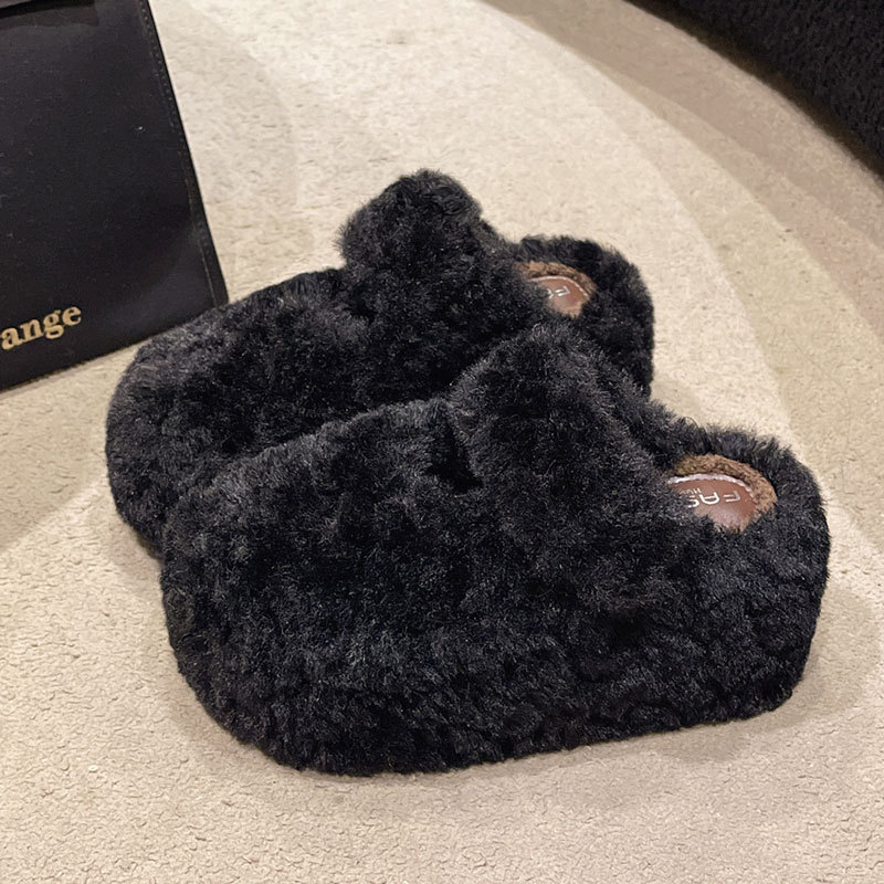 Női vastag talpú szőrös papucs Baotou orrúval, plüss felső, gumírozott talp, belső műszál rövid plüss, tél 2025