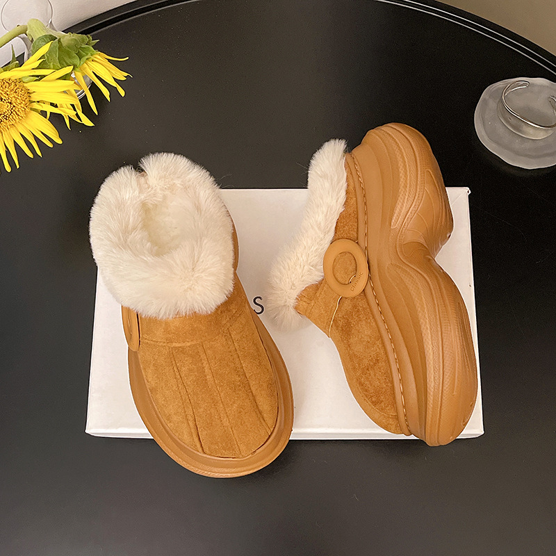 Női vastag talpú papucs, plüss béléssel, nubuk felsőrész marhából, kerek orr, gumírozott talp — tél 2025