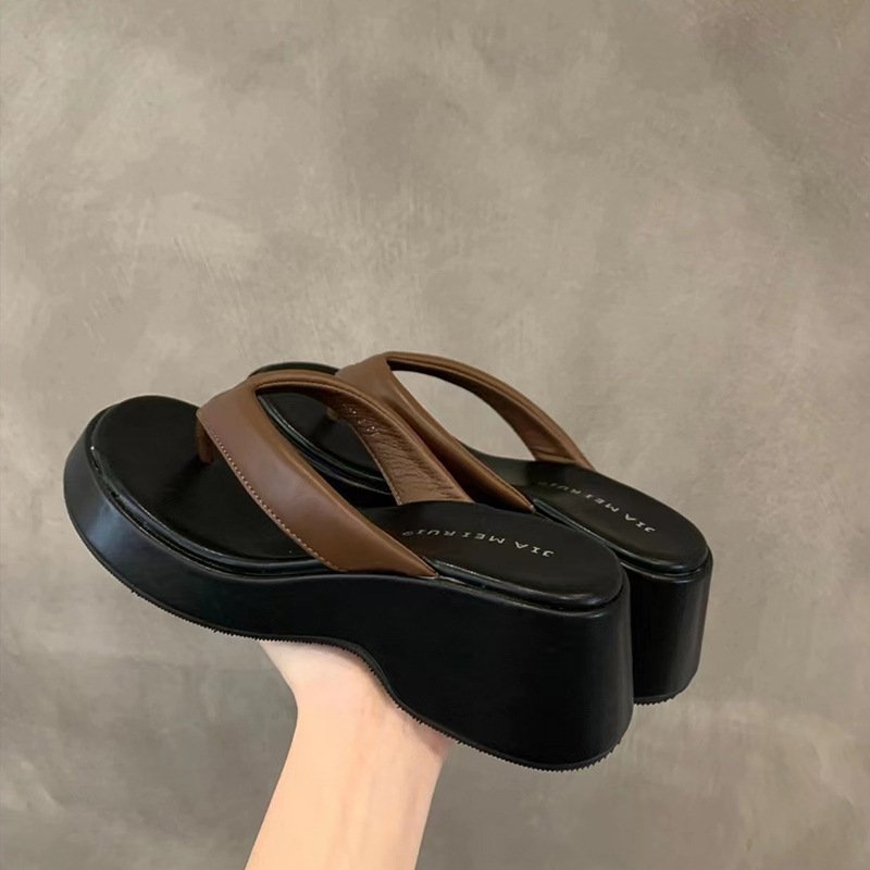 Ženske casual japanke s PU gornjim dijelom, PU podlogom, gumom, okruglim nosom, uzorak riblje kost