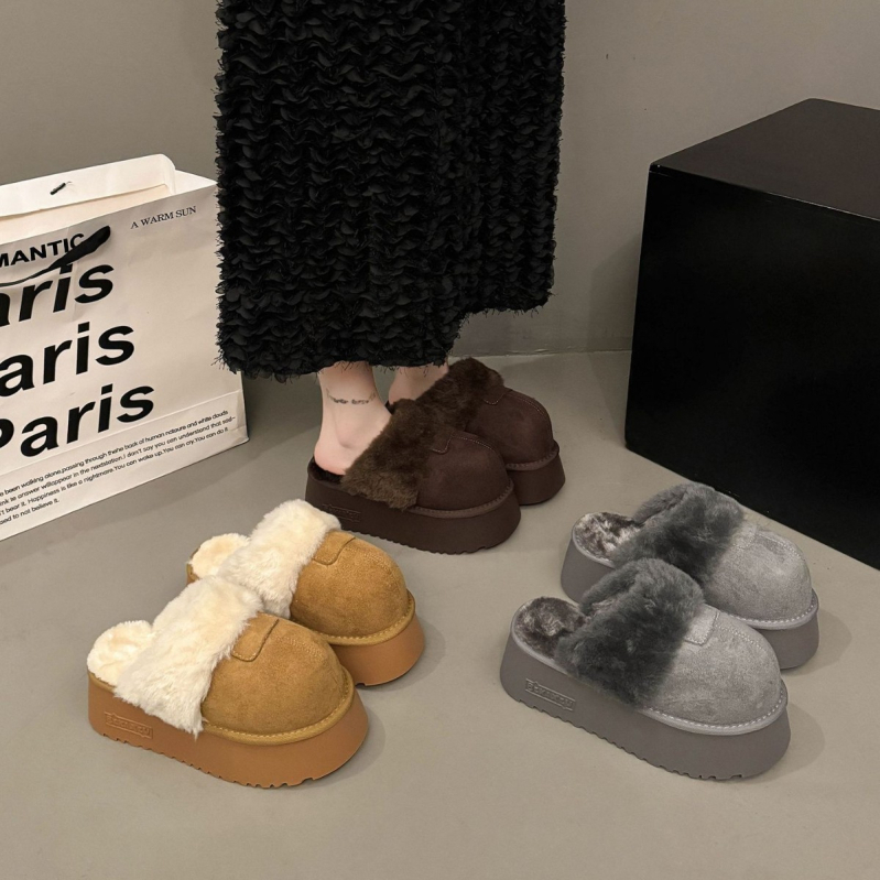 8 cm-es magasságot növelő, vastag talpú zárt orrú női papucs, plüss bélés, Birkenstock-stílus téli viselet (felső rész: plüss; belső rész: mesterséges rövid plüss; talp: gumi; orrforma: zárt; szezon: 2025 tél)
