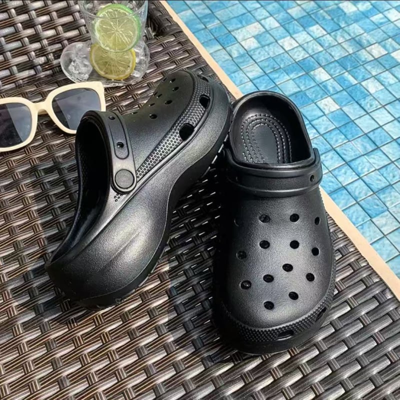 Ženske Crocs-stil sandale s dizajnom oblaka rupa, EVA gornji dio i EVA potplat, debeli potplat, injection-molded potplat, ljeto 2025