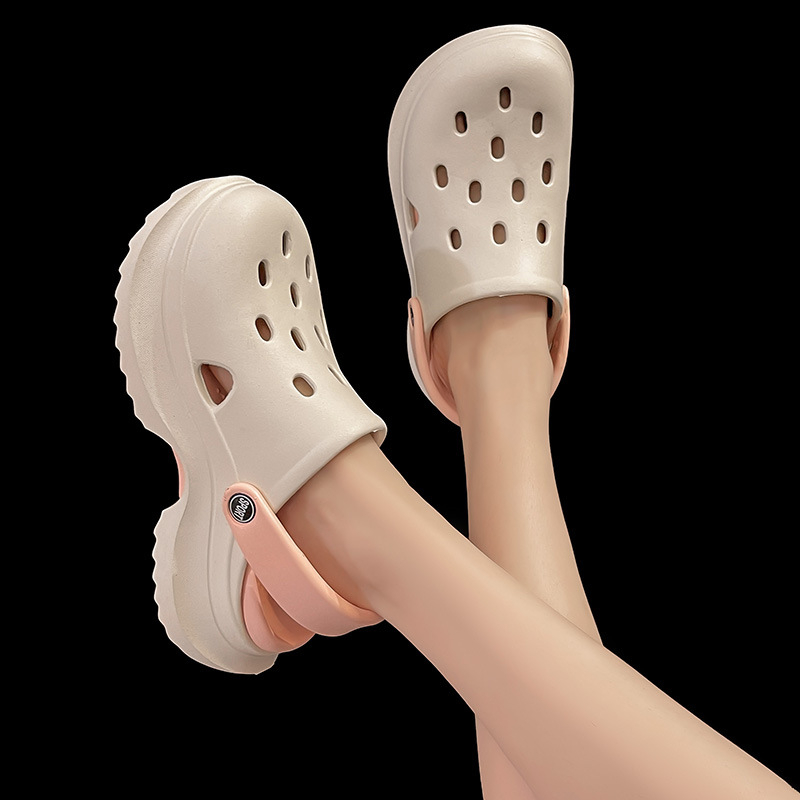 Crocs-stil sandale za unisex, EVA gornji dio i EVA potplat, protuklizne, potplat izrađen injekcijskim oblikovanjem, debljina potplata 5–8 cm, izlazak proljeće 2025