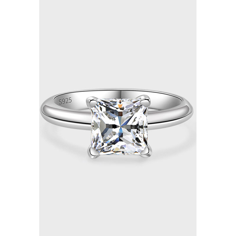 Női S925 ezüst gyűrű, négyfoglalatú beállítás, princess-cut moissanit, 1–2 karát, sima szalag