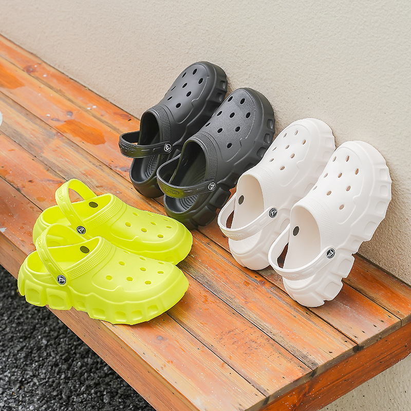 EVA lyukas cipő felnőtteknek, légáteresztő, csúszásmentes talp, 3,5 cm-es talpvastagság