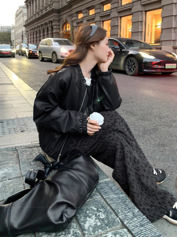 Terhességi nadrág leopard mintával, fleece-béléssel, derekán kötőszárral, magas derékú, őszi-téli melegen