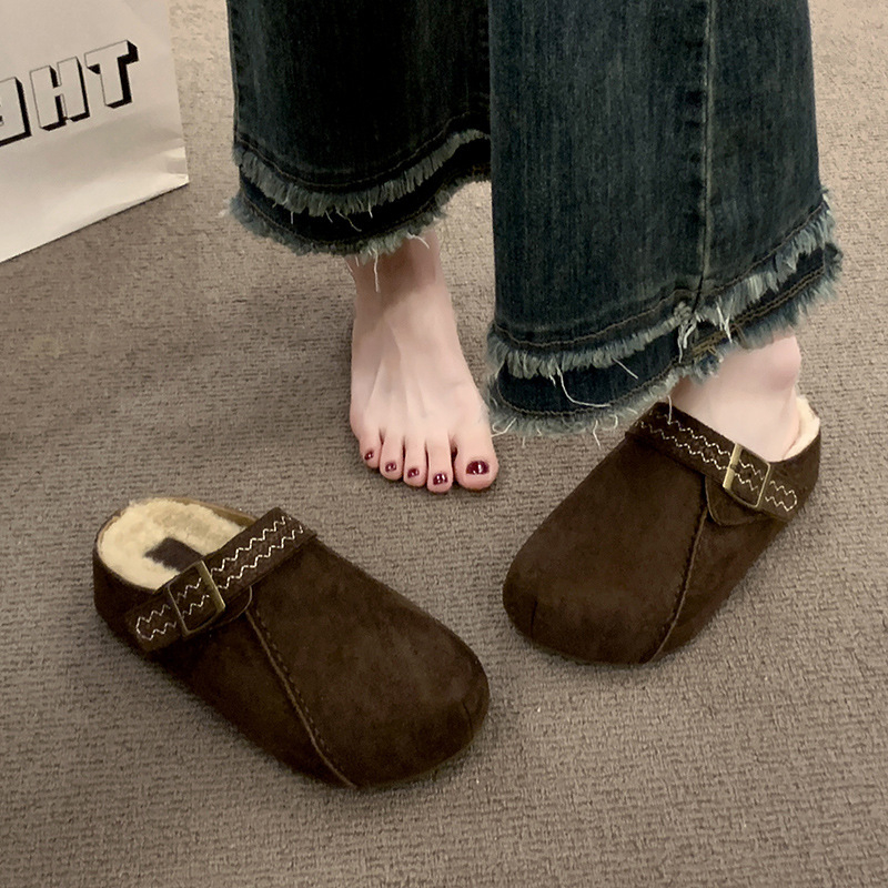 Női velúr mikrofonbőr slip-on papucs, kültéri viseletre, kerek orr, gumírozott talp, 2025 tél