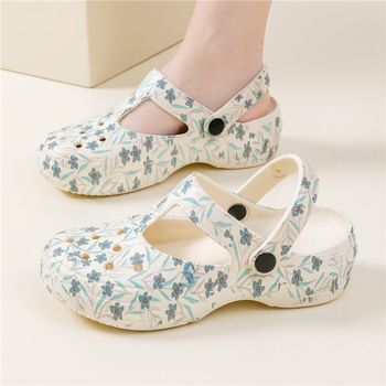 Ženske Crocs-stil platformske papuče — EVA gornji dio, EVA đon, debljina oko 4 cm, prozračne, svakodnevno nošenje