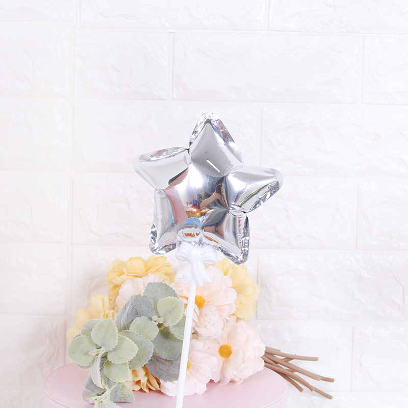 Fóliás számgömbök tortához, automata felfújás és önzáró szeleppel, számjegyek 0–9, tartóval