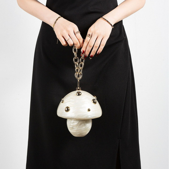 Akril ovális estélyi clutch, mágneses zárás, pamut bélés, belső zseb a telefon számára