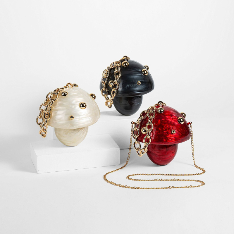 Akril ovális estélyi clutch, mágneses zárás, pamut bélés, belső zseb a telefon számára