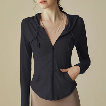 Uniszex jóga dzseki hosszú ujjú kapucnival, cipzárral, gyorsan száradó poliészter-elasztán keverék (86% poliészter, 14% elasztán), egyszínű, nyári edzésekhez