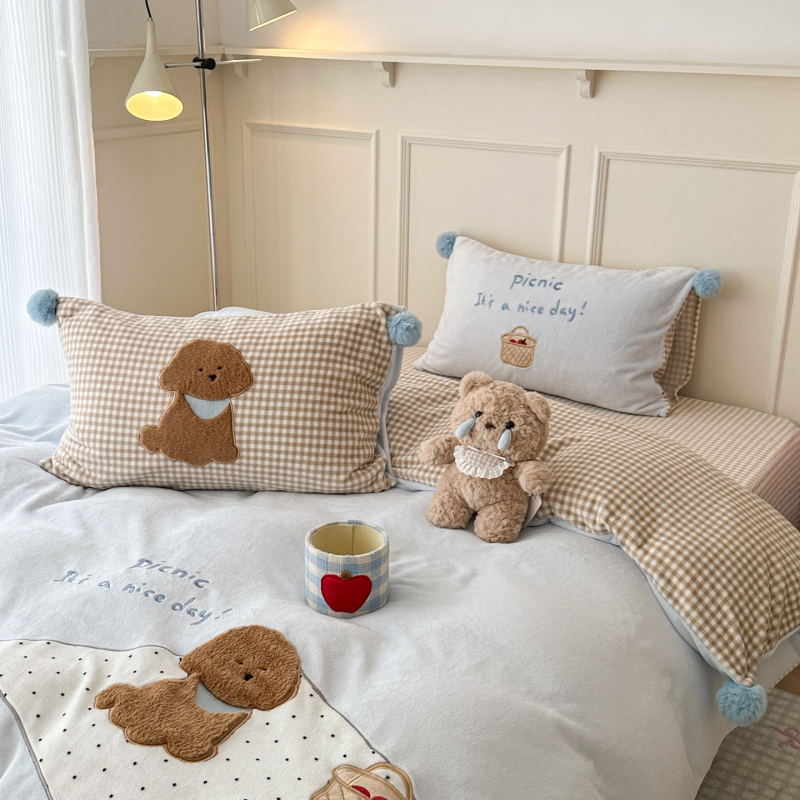 Tej velvet ágyneműkészlet tejbarna mintával, négypieces készlet, reaktív nyomtatás, súly alatt 500 g