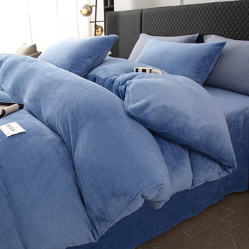 Milk Velvet téli négy darabos ágyneműkészlet, quilting, kétoldalas korallflanel, 2500–3000 g, modern minimalist stílus