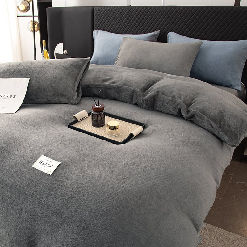 Milk Velvet téli négy darabos ágyneműkészlet, quilting, kétoldalas korallflanel, 2500–3000 g, modern minimalist stílus