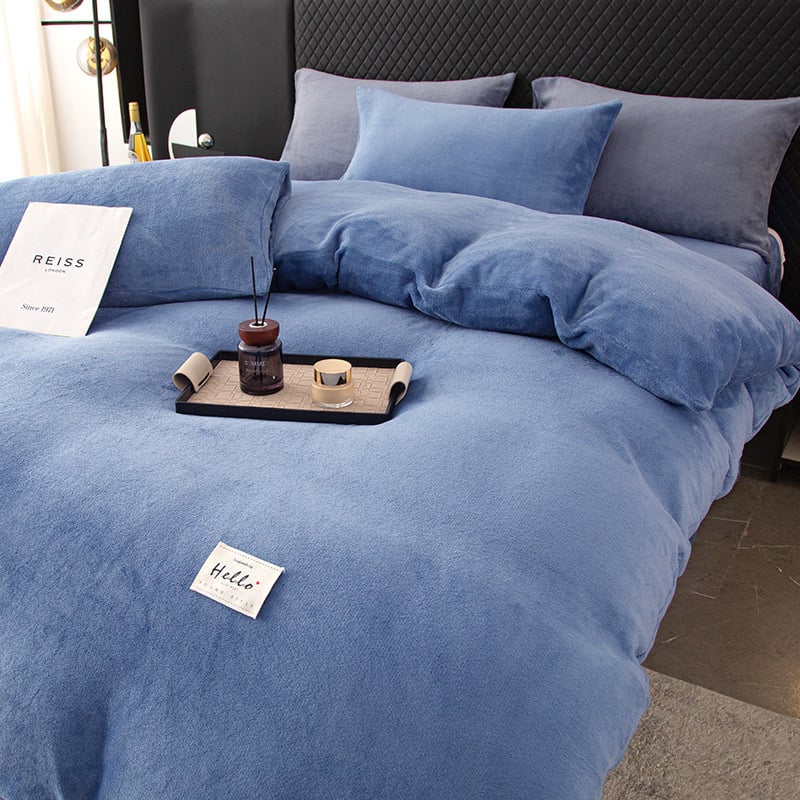 Milk Velvet téli négy darabos ágyneműkészlet, quilting, kétoldalas korallflanel, 2500–3000 g, modern minimalist stílus