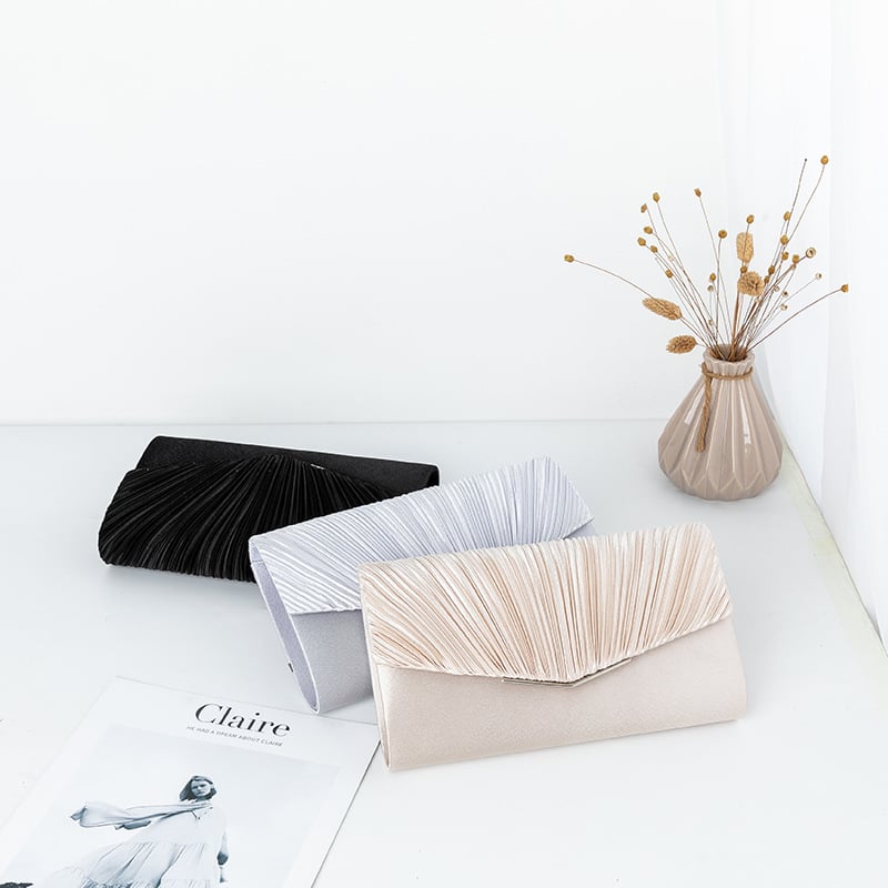 Večernja clutch torba u japanskom stilu, horizontalnog kvadratnog oblika, magnetsko zatvaranje, unutarnja džep za ID, poliester materijal