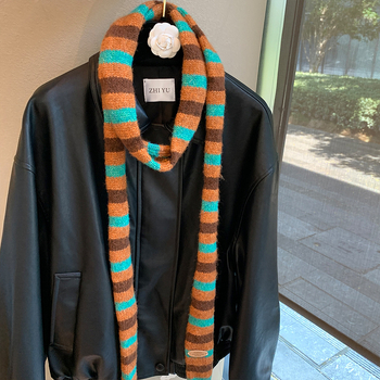 Шал Dreams Begin, полиестерен плетен чрез warp техника, топъл за зимата