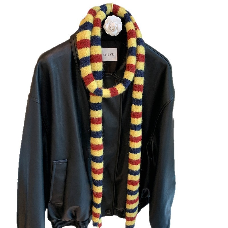 Шал Dreams Begin, полиестерен плетен чрез warp техника, топъл за зимата