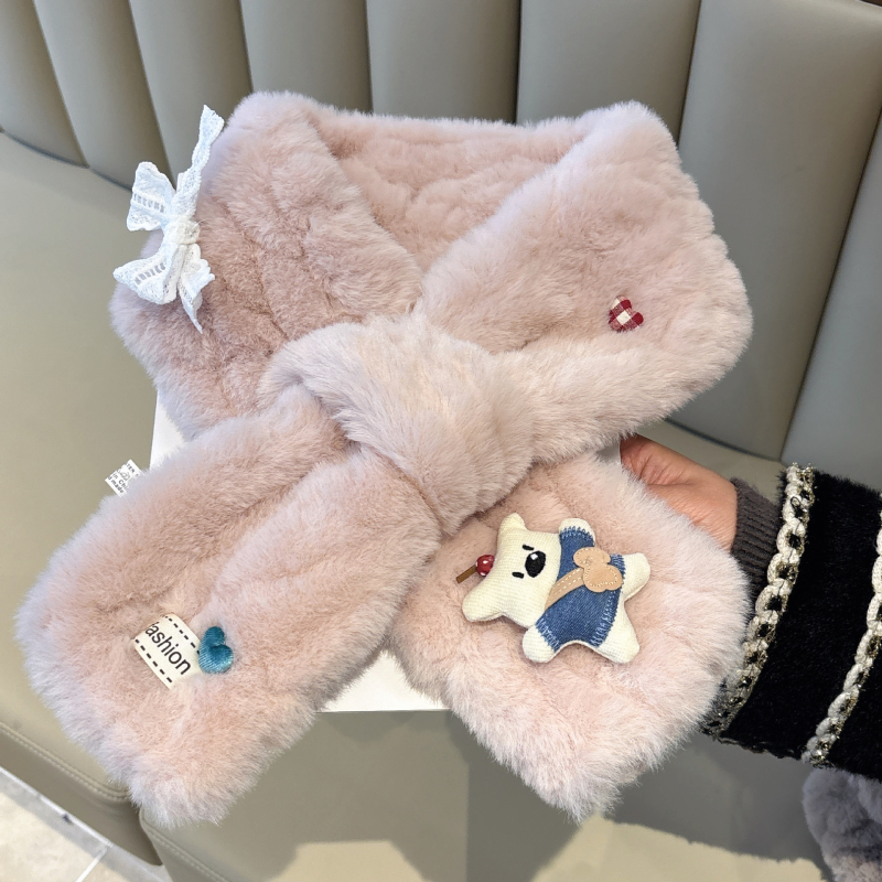 Шал с плюшена мечка в корейски стил за жени — кръстосан дизайн, warp-knit тъкан, запазва топлината, зимен аксесоар, свеж и сладък стил