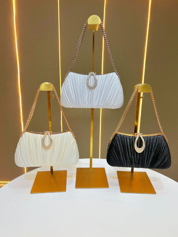 Estélyi crossbody és kézitáska, poliészter, vízszintes téglalap alakú forma, csatos zár, telefontok