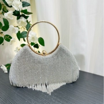 PU кутиевидна чанта с ресни и кристали, презрамка през рамо, хоризонтална квадратна форма, заключване с ключалка, джоб за телефон