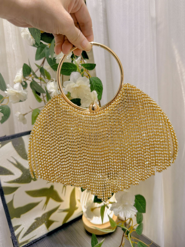 PU кутиевидна чанта с ресни и кристали, презрамка през рамо, хоризонтална квадратна форма, заключване с ключалка, джоб за телефон