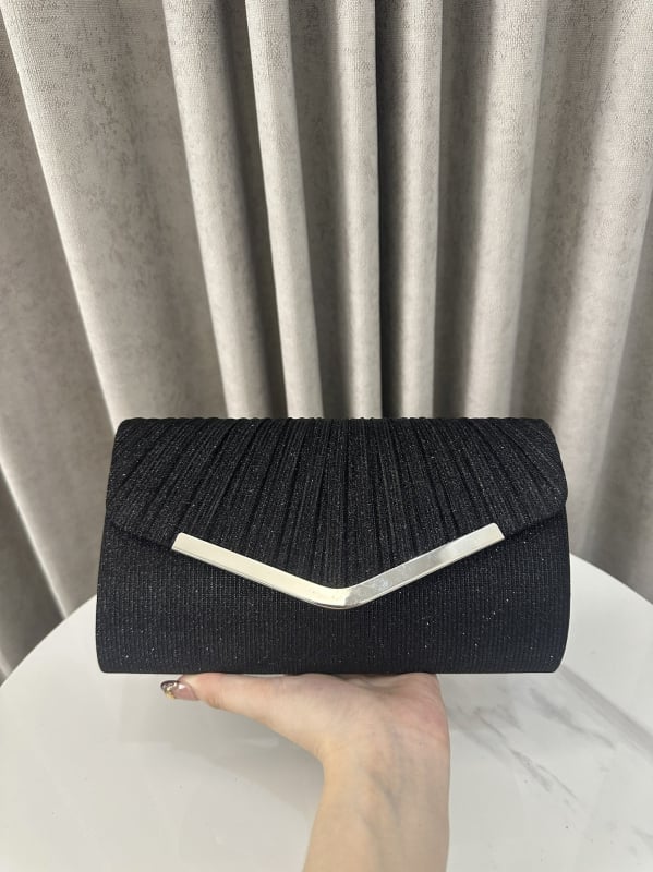 Večernja clutch torbica s poklopcem – poliester, vodoravni kvadratni oblik, unutarnji džepovi za telefon i dokumente