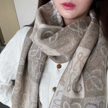 женски шал от вълна, прав плат, вълнена тъкан, средна дължина, запазва топлината